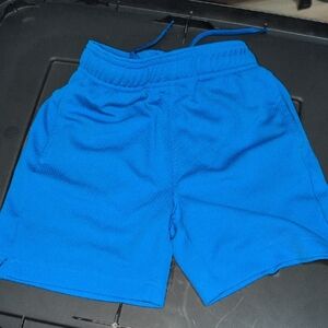 ❤️‍🔥10/$10❤️‍🔥 Kids Blue Shorts Size XS (5)